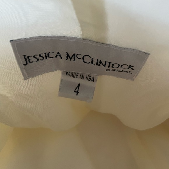 Vintage Jessica McClintock Wedding - Picture 11 of 15